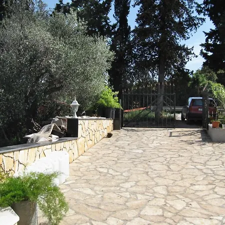 With A Parking Space Mirca, Brac - 2838