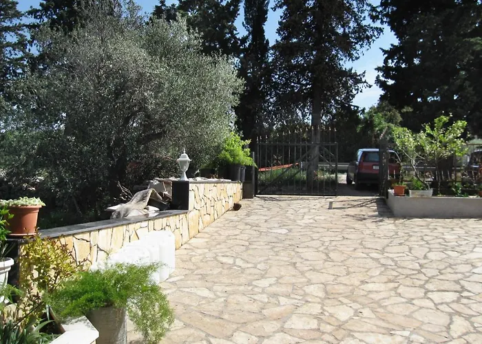 With Parking Space Mirca, Brac - 2838