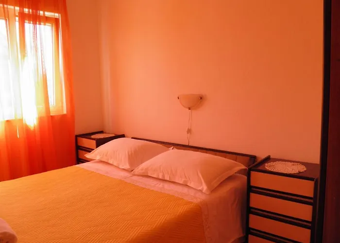 With Parking Space Mirca, Brac - 2838 Апартаменты