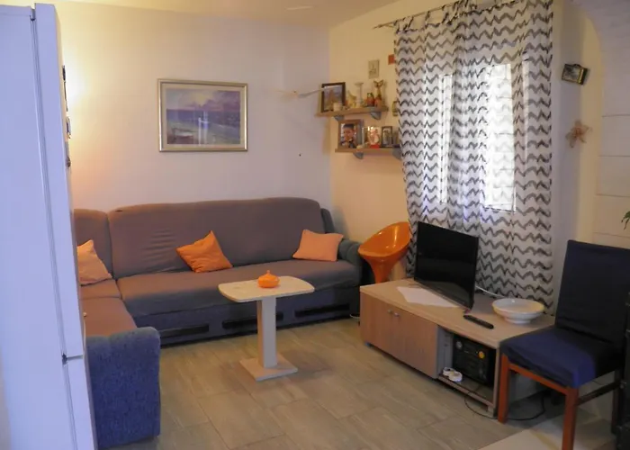 With Parking Space Mirca, Brac - 2838 Апартаменты *