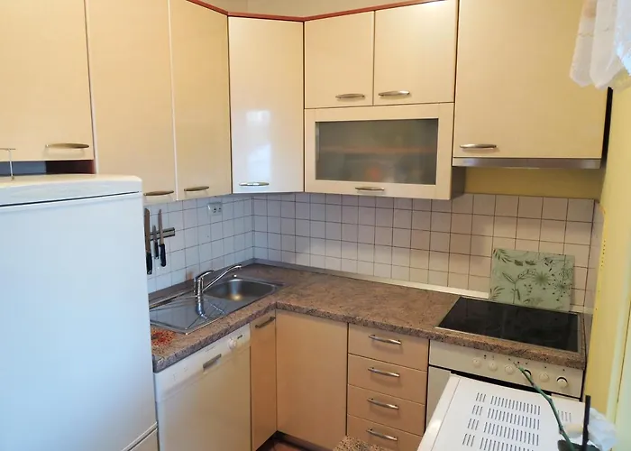 Апартаменты With Parking Space Mirca, Brac - 2838 Mirca (Brac)