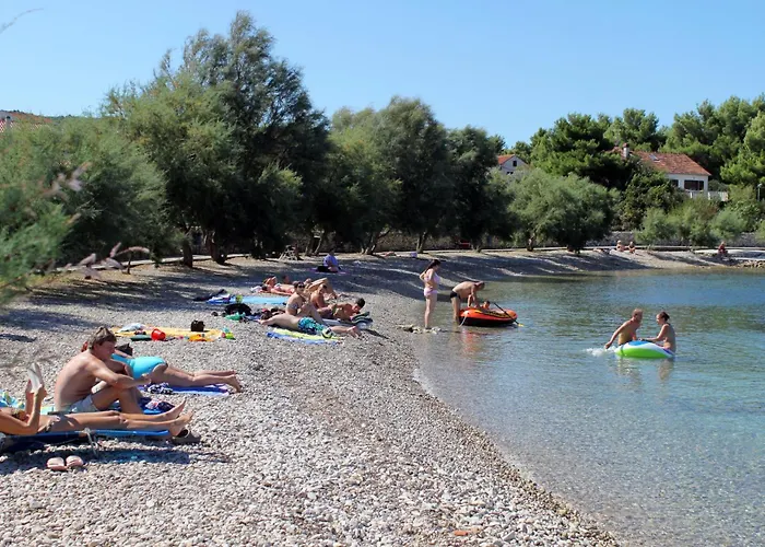 With Parking Space Mirca, Brac - 2838 Апартаменты