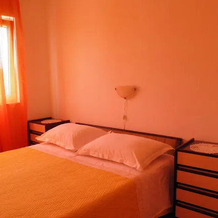 Apartments With A Parking Space Mirca, Brac - 2838 Apartment