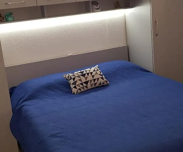 Lägenhet With Parking Space Mirca, Brac - 2838 *